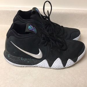 Kyrie 4